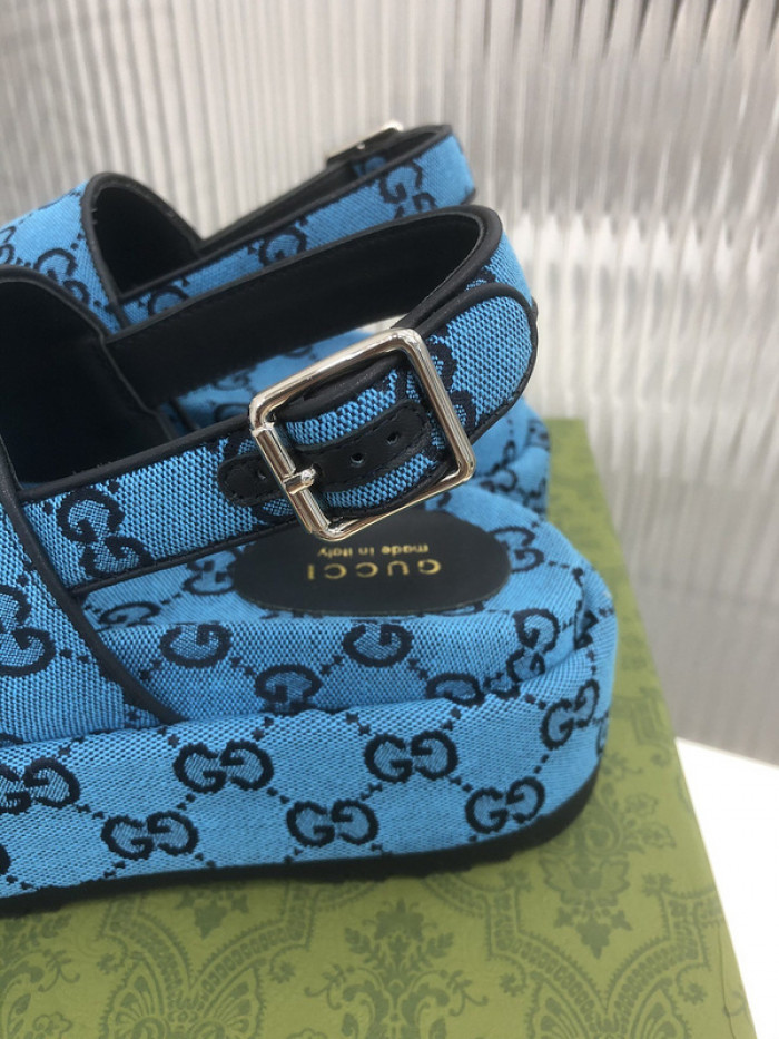 Gu66 SLIPPERS