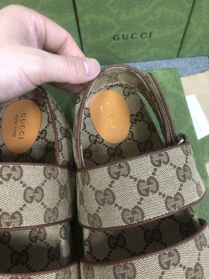 Gu66 SLIPPERS