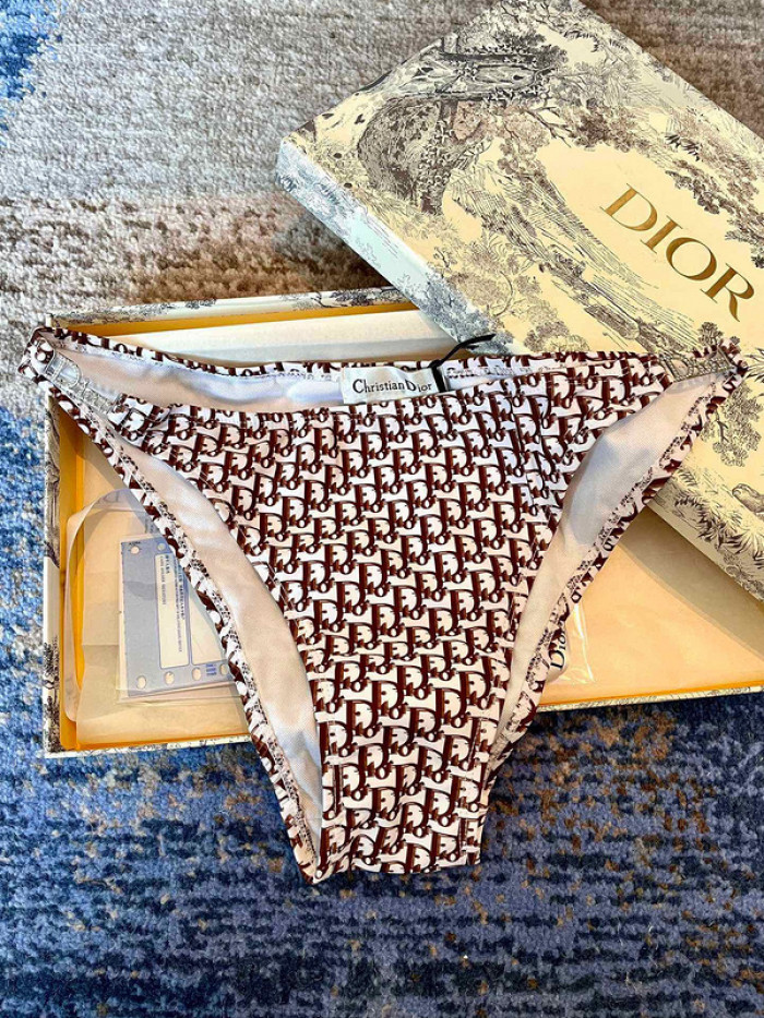 D10R swimsuit