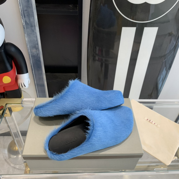 Marni Fur slides