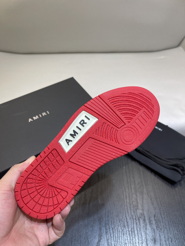 AM1R1 Skel Top Low