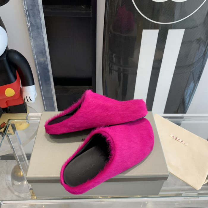 Marni Fur slides