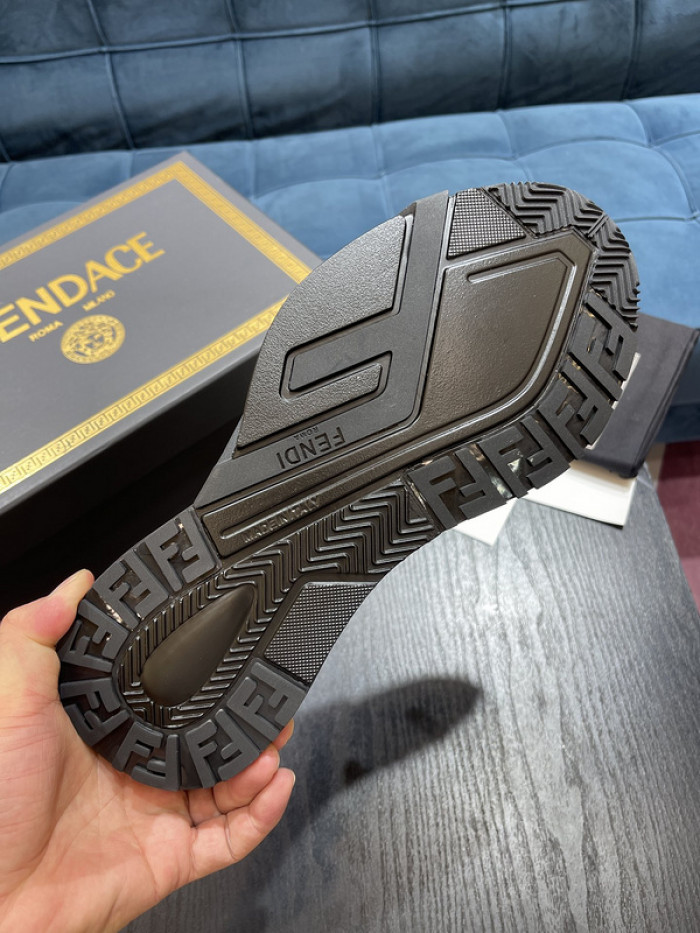 FEND1 SNEAKER