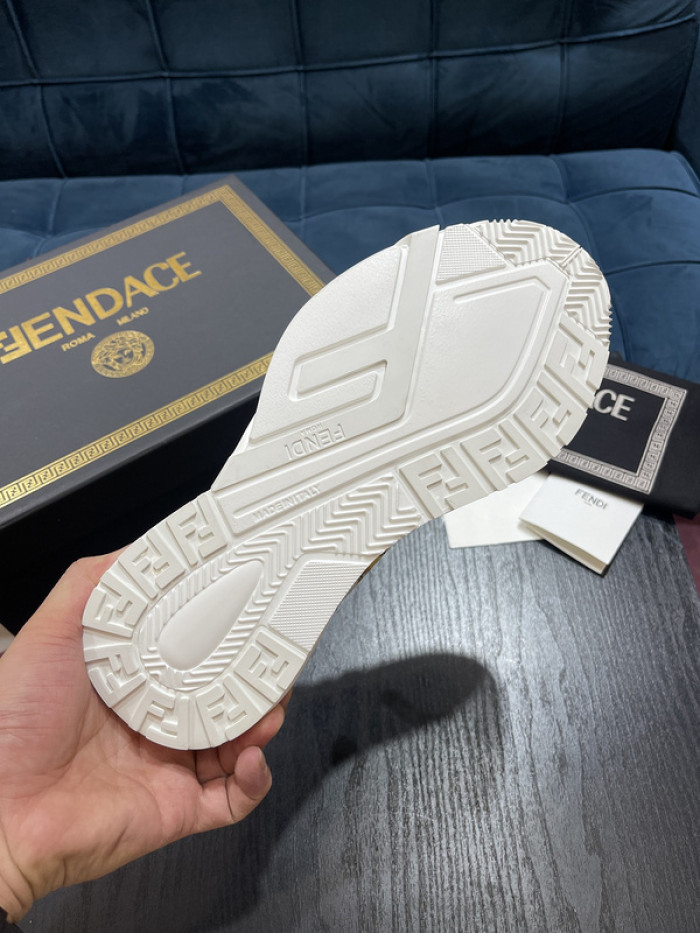FEND1 SNEAKER