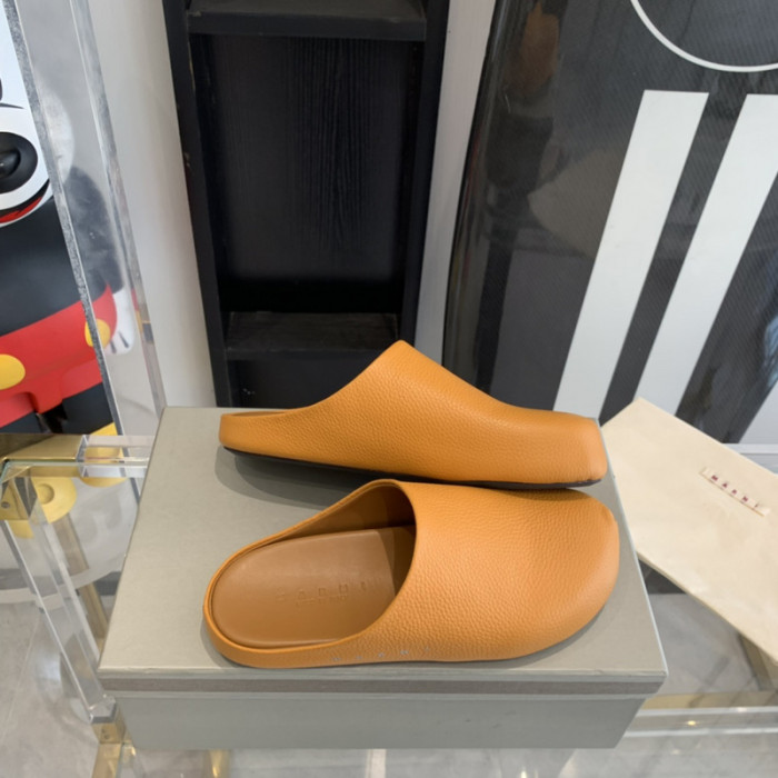Marni Fur slides