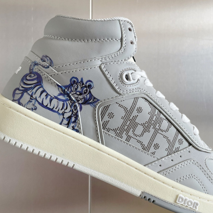 D10R B27 Sneaker
