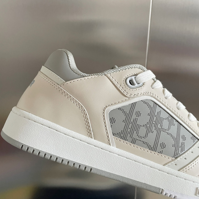 D10R B27 Sneaker