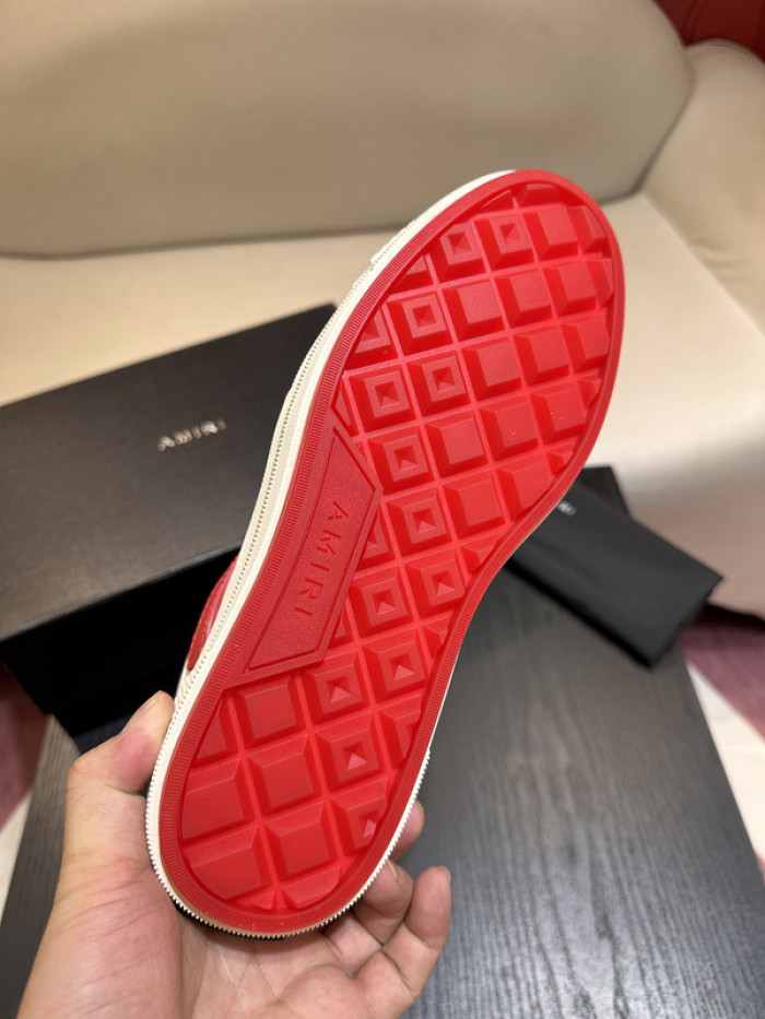 AM1R1 Skel Top Low