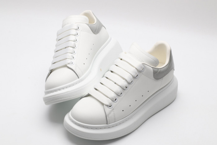 MQ Sneakers
