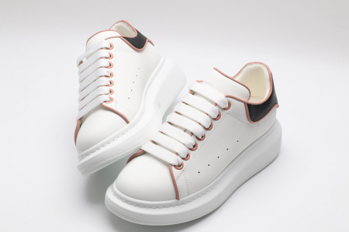 MQ Sneakers