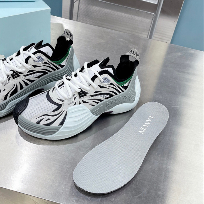 LANEVN Sneakers