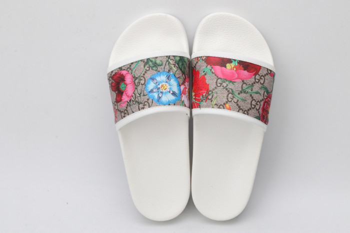 Gu66 SLIPPERS
