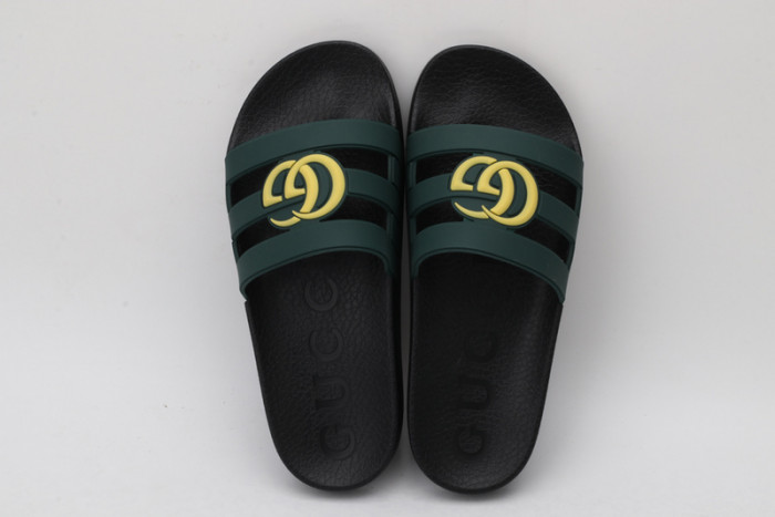 Gu66 SLIPPERS