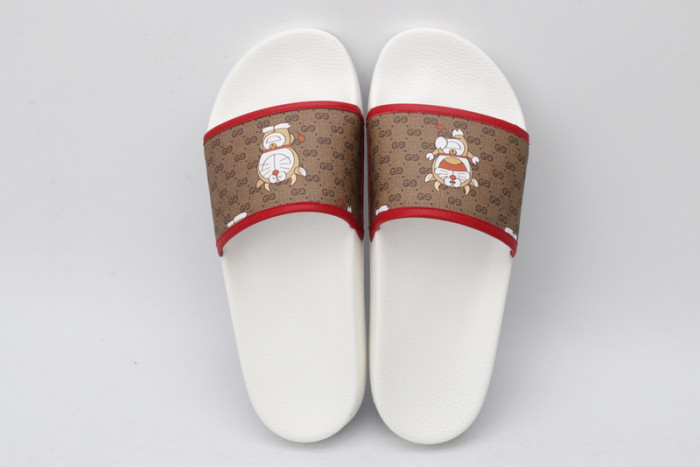 Gu66 SLIPPERS