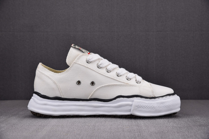 MAISON MIHARA YASUHIRO SNEAKER