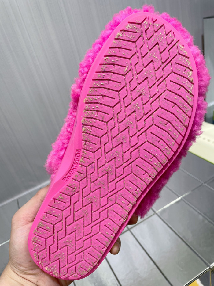 Marni Fur slides