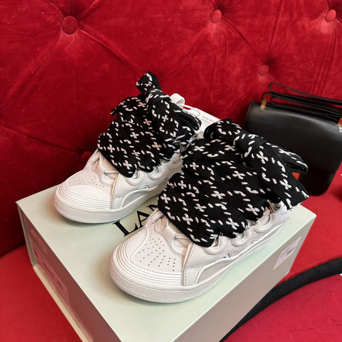 LANEVN Sneakers