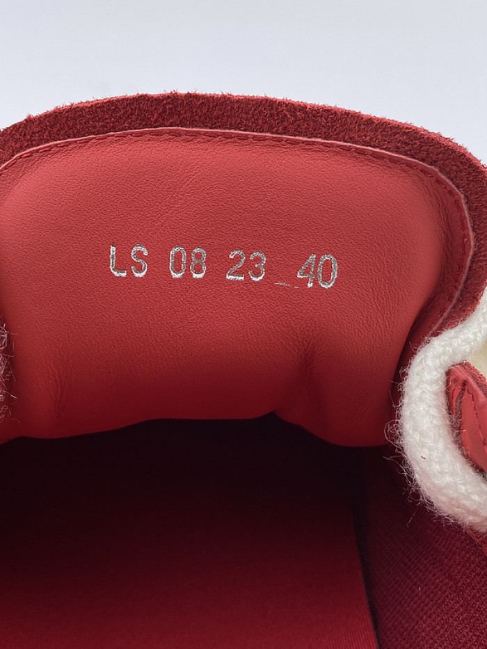 D10R B33 Sneaker