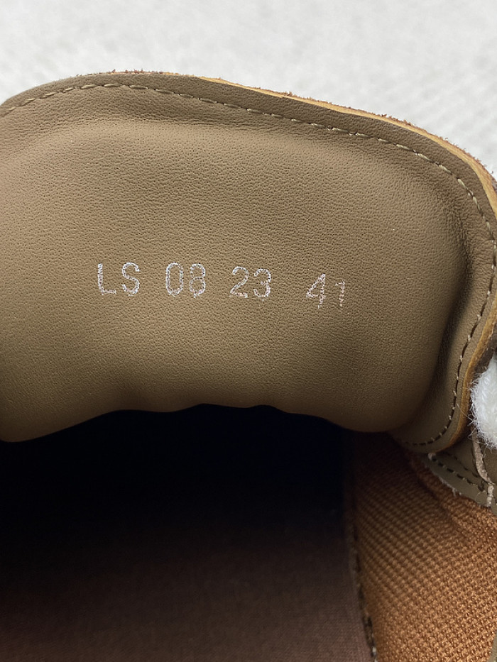 D10R B33 Sneaker