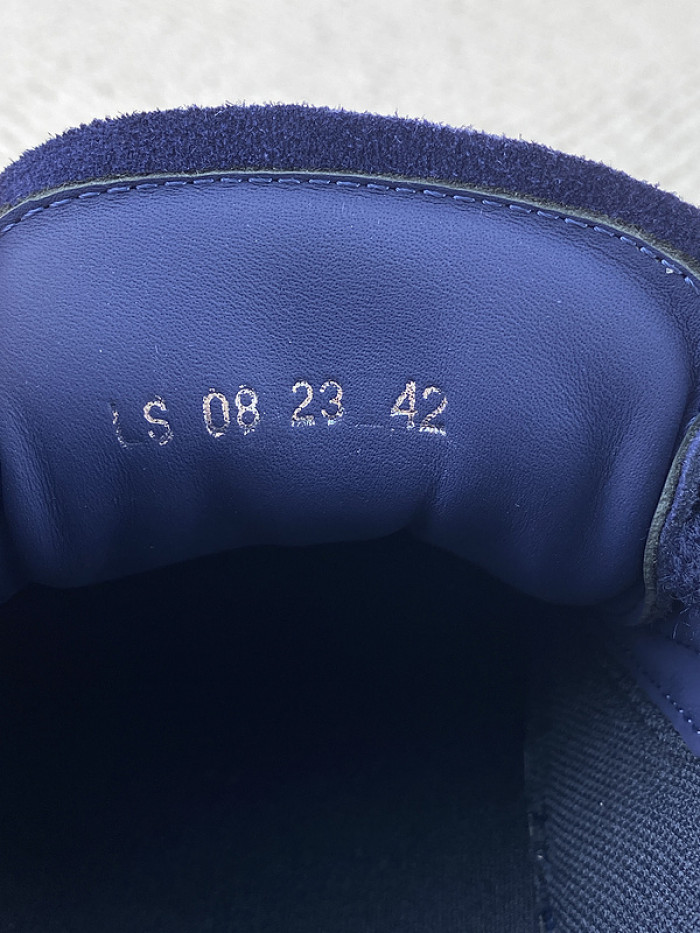 D10R B33 Sneaker