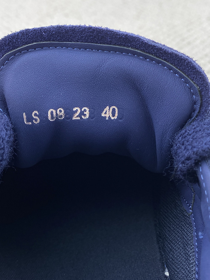 D10R B33 Sneaker