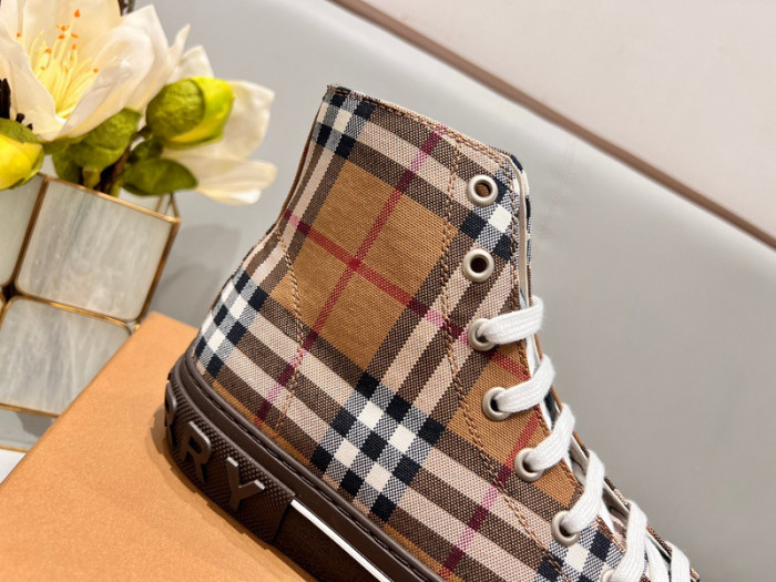 BUR SNEAKER