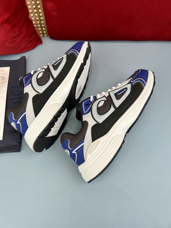 D10R B30 SNEAKER