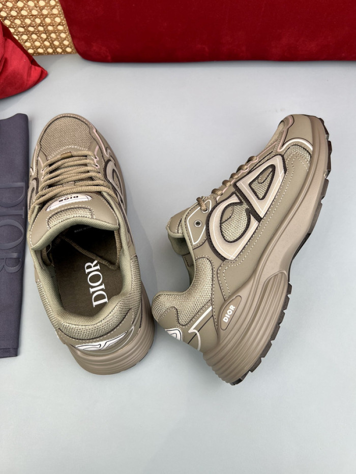 D10R B30 SNEAKER