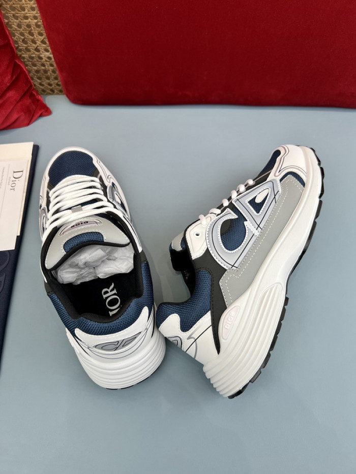 D10R B30 SNEAKER