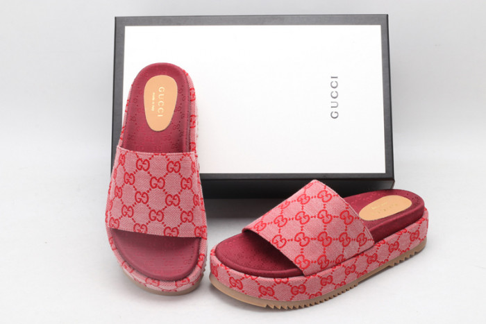 Gu66 SLIPPERS