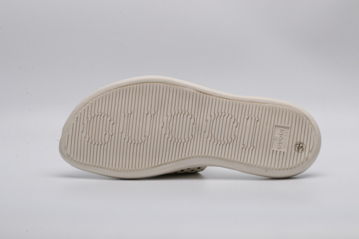 Gu66 SLIPPERS