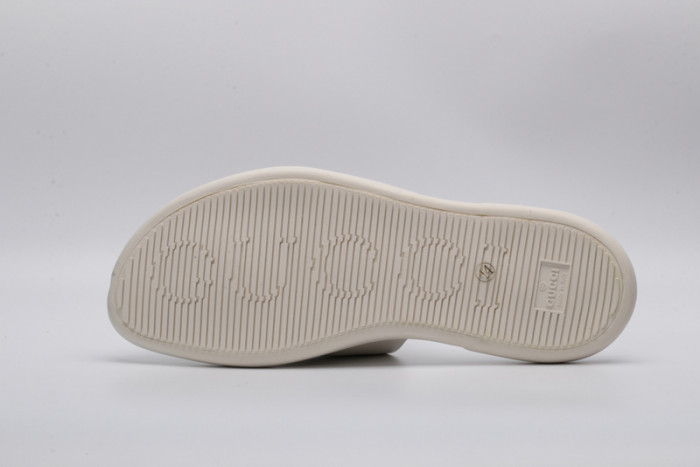 Gu66 SLIPPERS