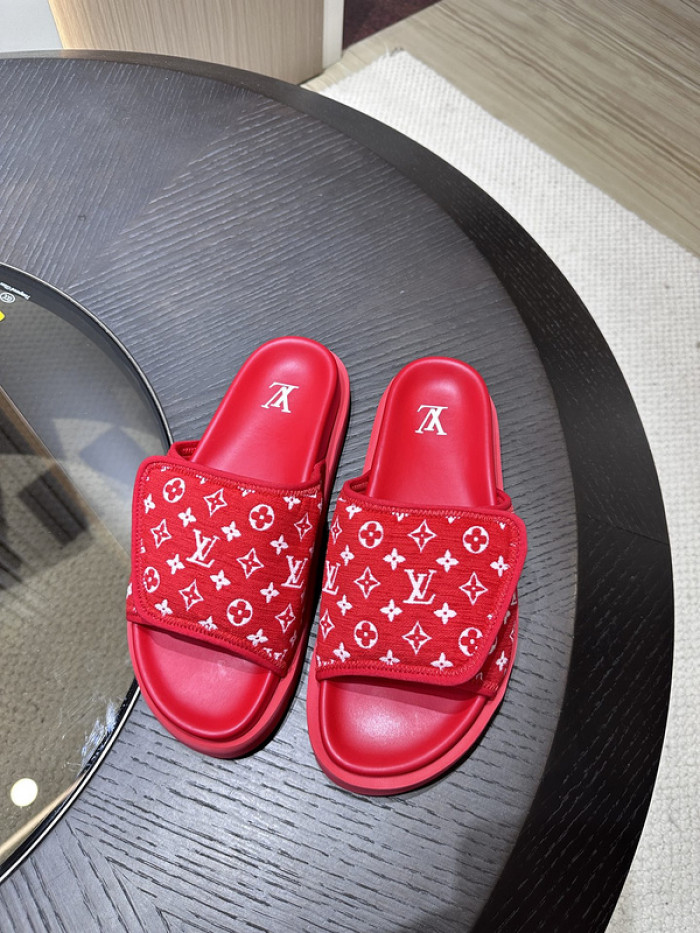 Lou1su1tt slides