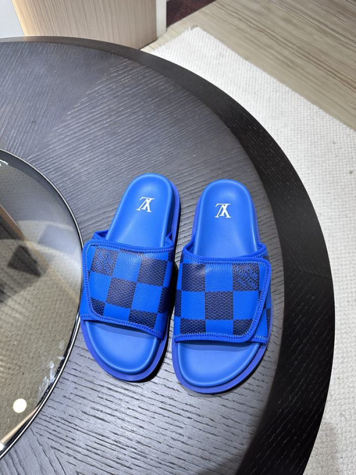 Lou1su1tt slides