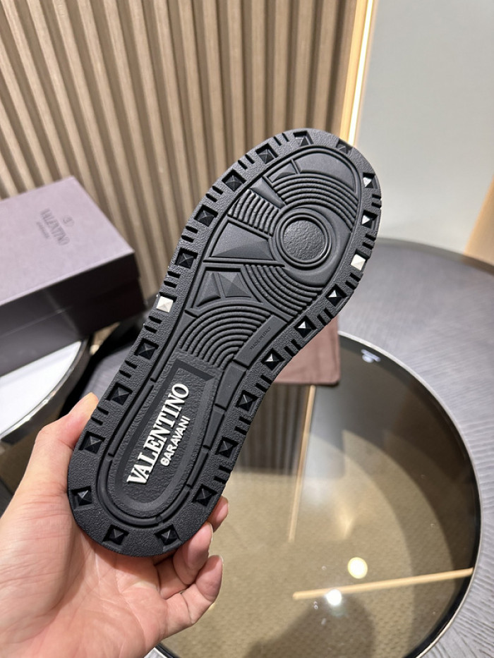 Valnetin0 One Stud Low-Top