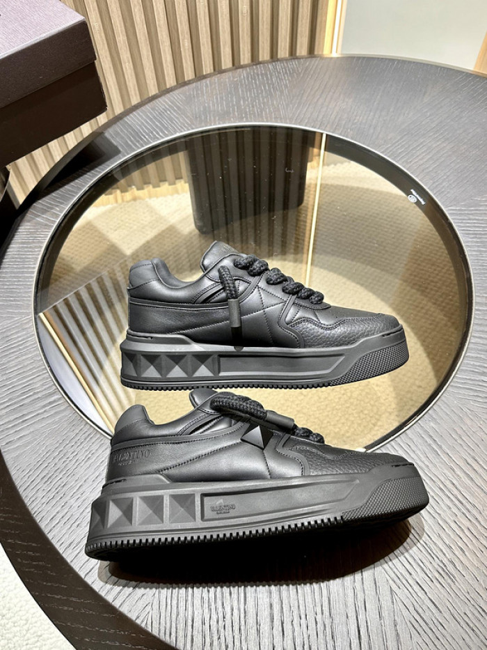 Valnetin0 One Stud Low-Top