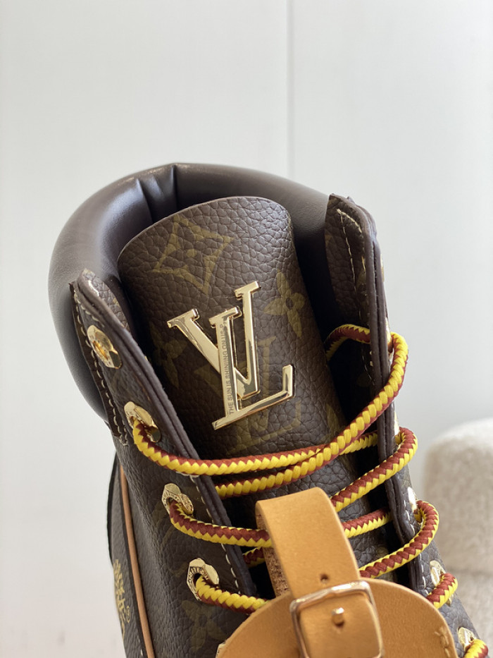 Lou1su1tt boots