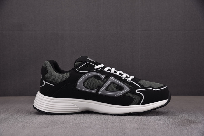 D10R B30 SNEAKER