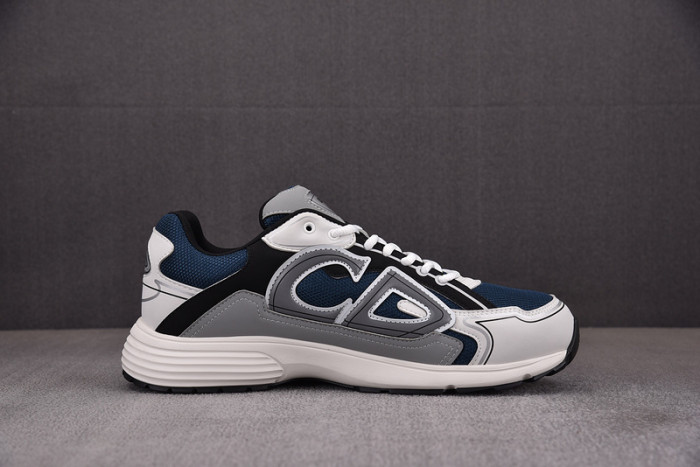 D10R B30 SNEAKER
