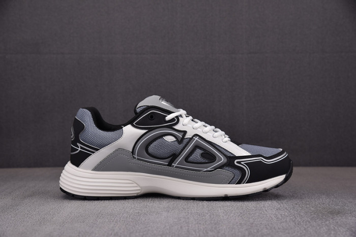 D10R B30 SNEAKER