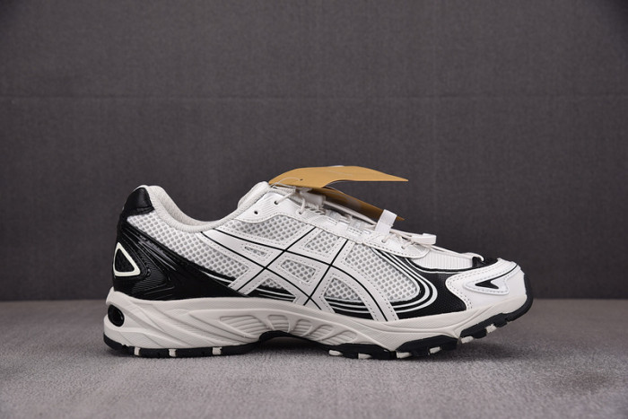 As*ic*s gel-kahana tr v4 black white 1203a497-100