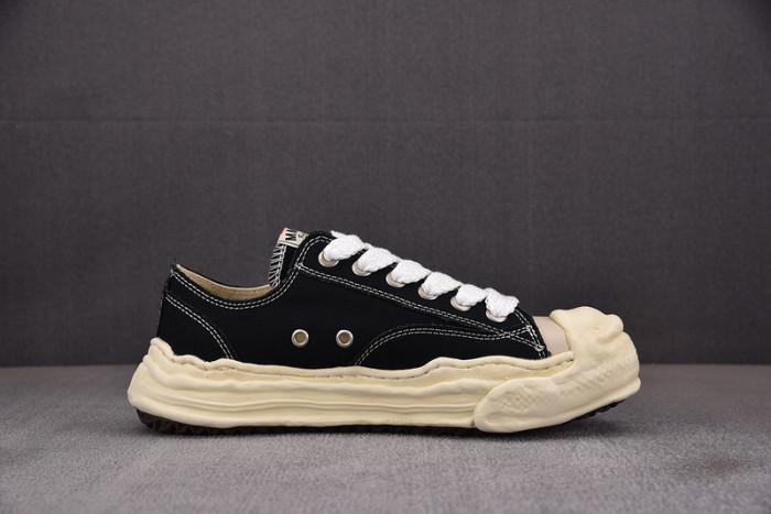 MAISON MIHARA YASUHIRO SNEAKER