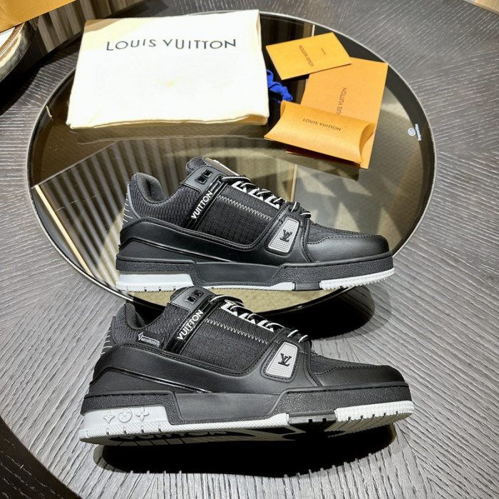 Lou1su1tt Skate Sneaker