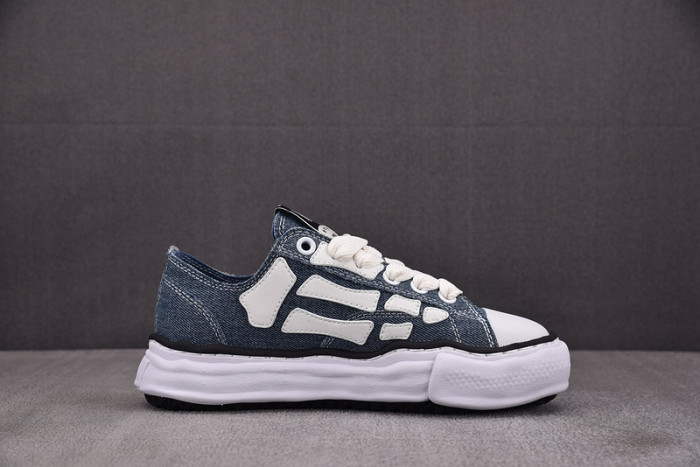 AM1R1 MIHARA YASUHIRO SNEAKER