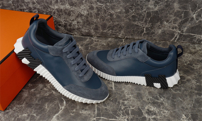 H**me5 Sneaker