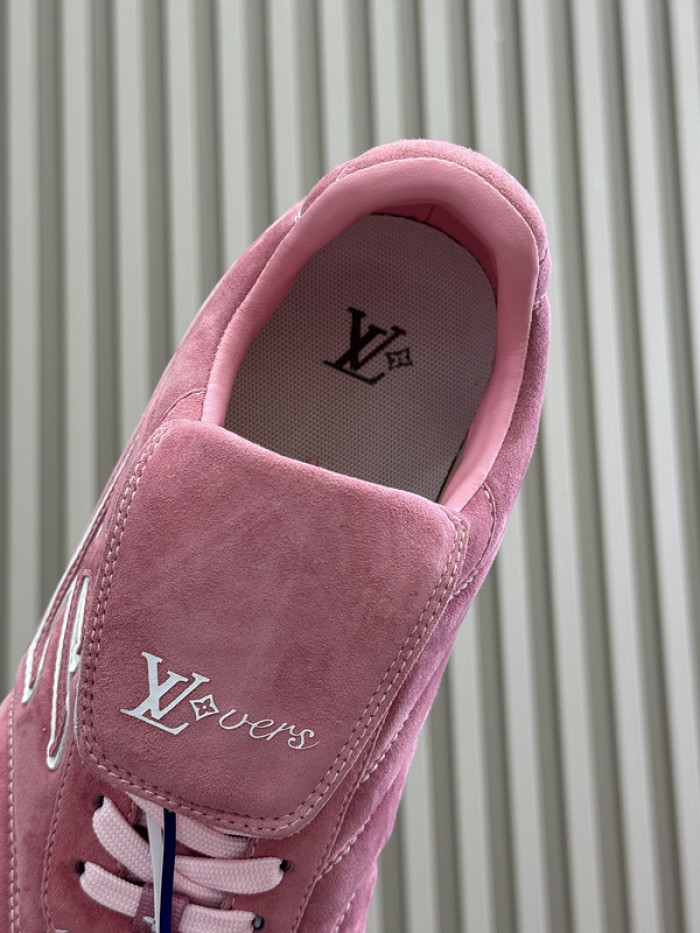 Lou1su1tt Footprint Soccer Pink