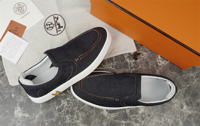 H**me5 Sneaker
