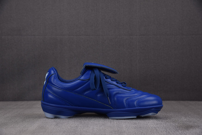 Lou1su1tt Footprint Soccer Blue White