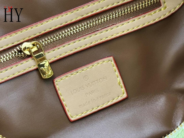 Lou1su1tt BAG 30*21*17