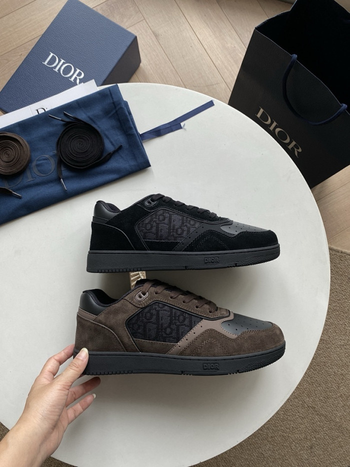 D10R B27 Sneaker